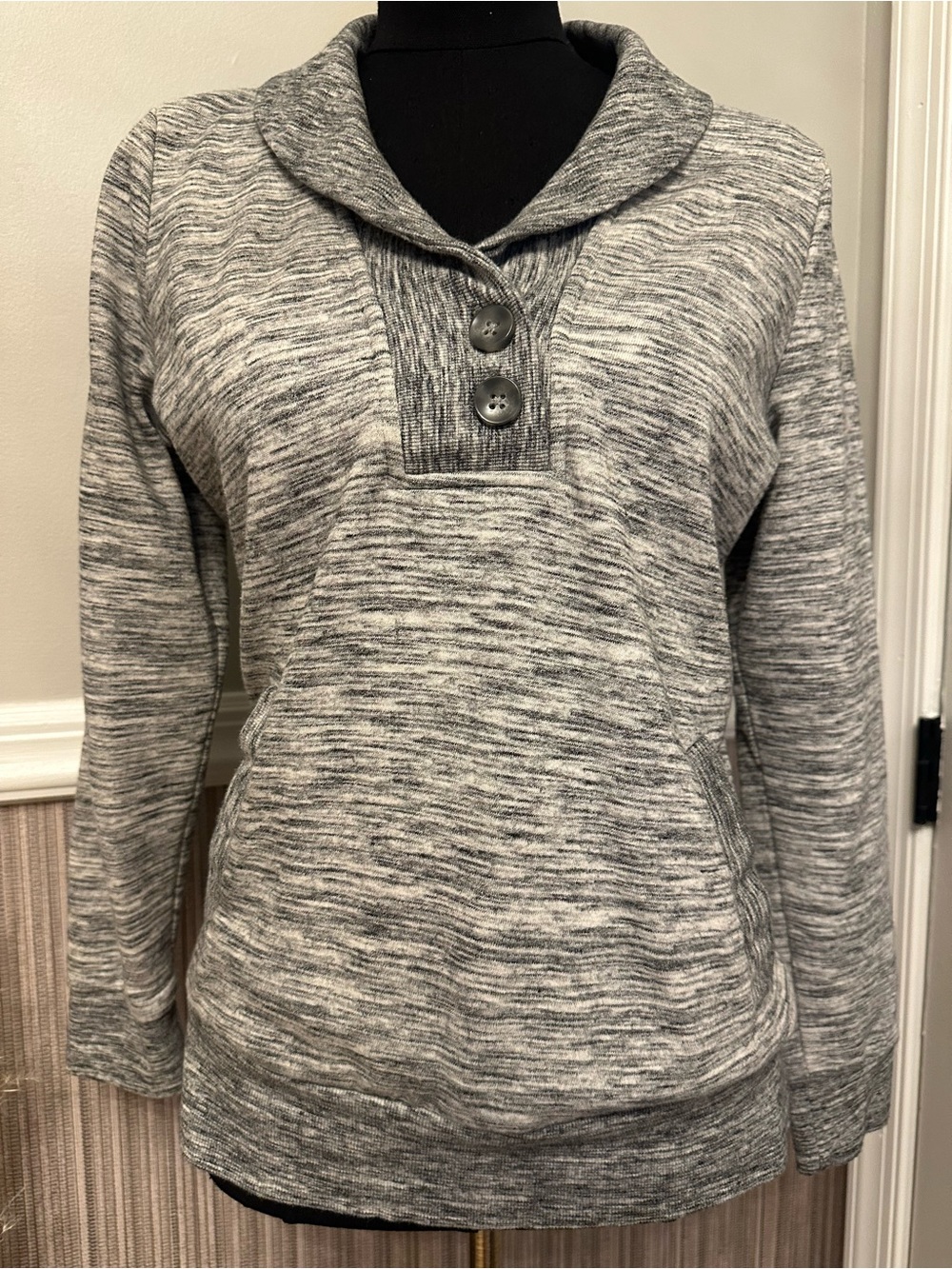 Banana Republic Women’s Medium Gray Marled Shawl Collar Pullover Sweater